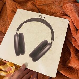 Apple Over-Ear Black Headphones